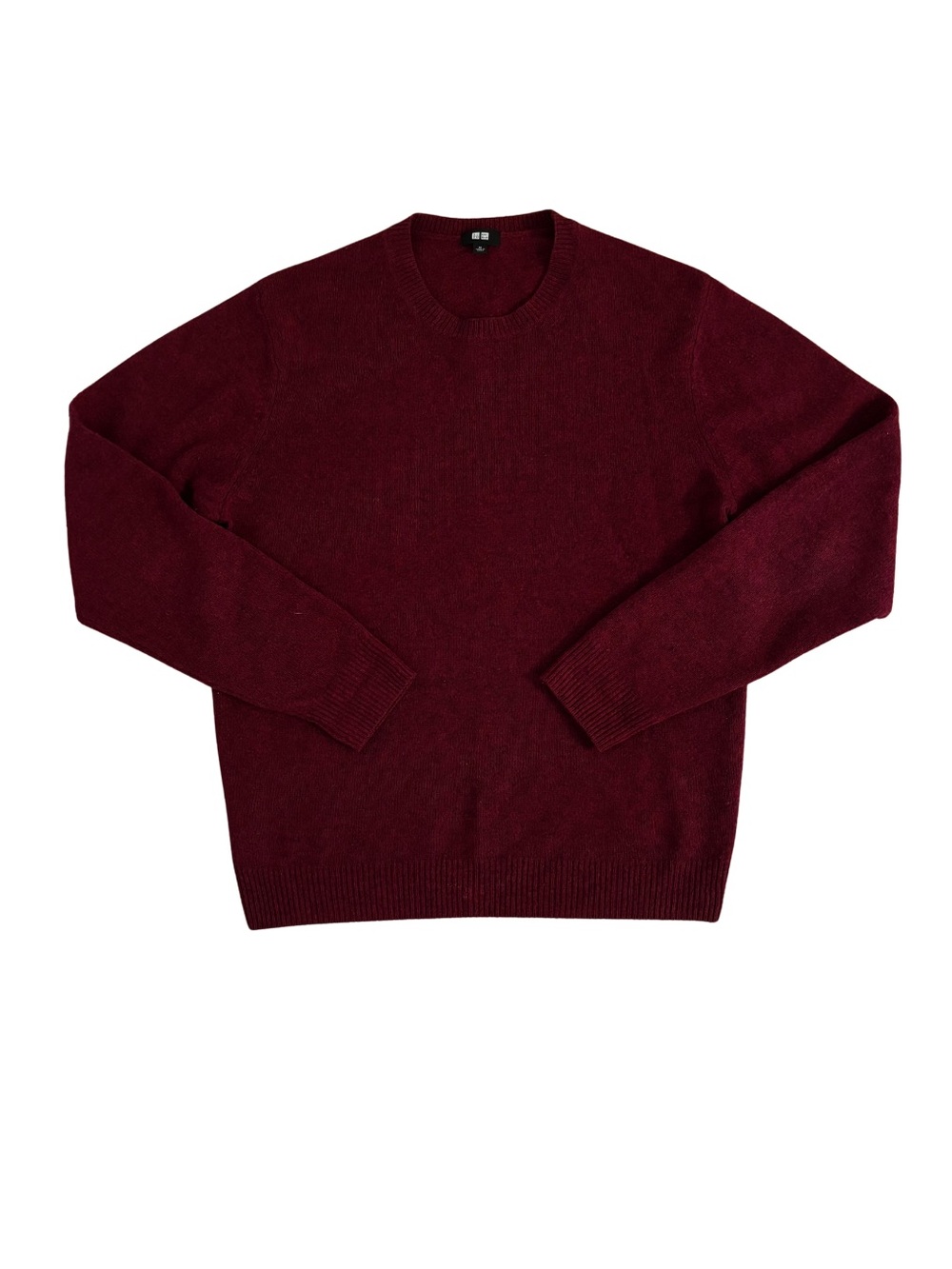 Uniqlo Wool Crew Neck Sweater in Cranberry